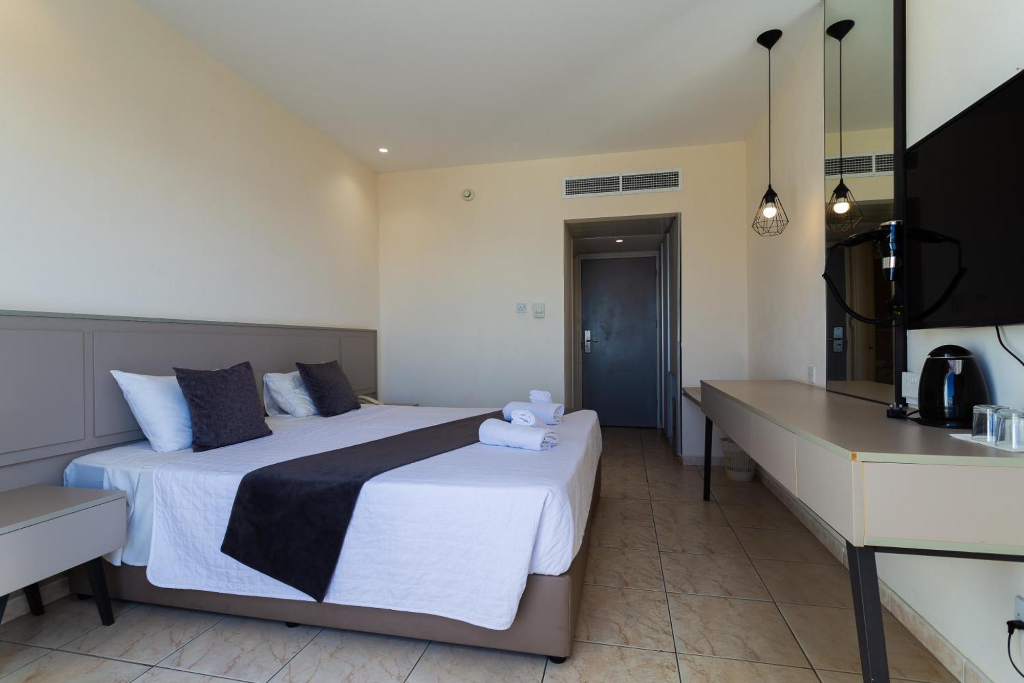 Piere - Anne Beach Hotel Ayia Napa Ngoại thất bức ảnh